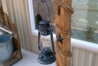 24 Lovely Front Porch Welcome Post Ideas That Will Make Your Guest regarding dimensions 960 X 1280