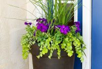 29 Pretty Front Door Flower Pots That Will Add Personality To Your inside size 800 X 1200