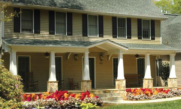 Beautiful Front Porch No Change To The Roof Line A Little Bit Of with regard to size 1800 X 1500