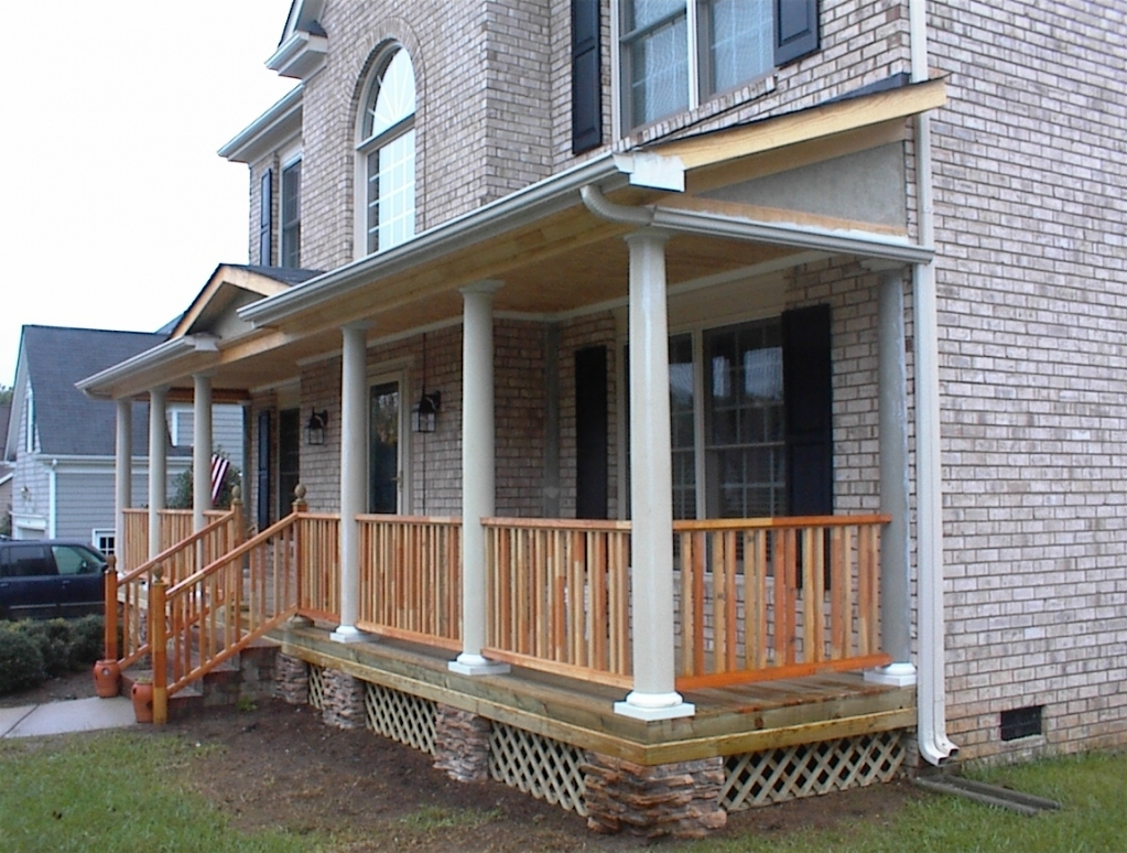 Comely Ideas For Your Front Porch House Decoration Using Brown intended for sizing 1023 X 774