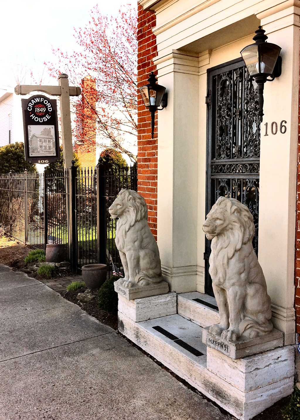 Cool Lion Statues For Front Porch Front Porch Light for measurements 1024 X 1435
