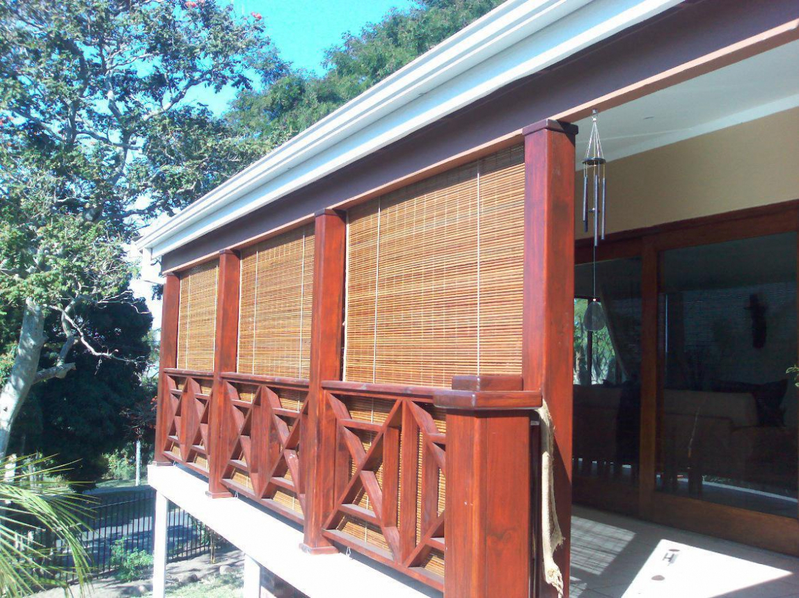 Decor Bamboo Shades On Front Porch Exterior Google Search Garden regarding proportions 1148 X 860