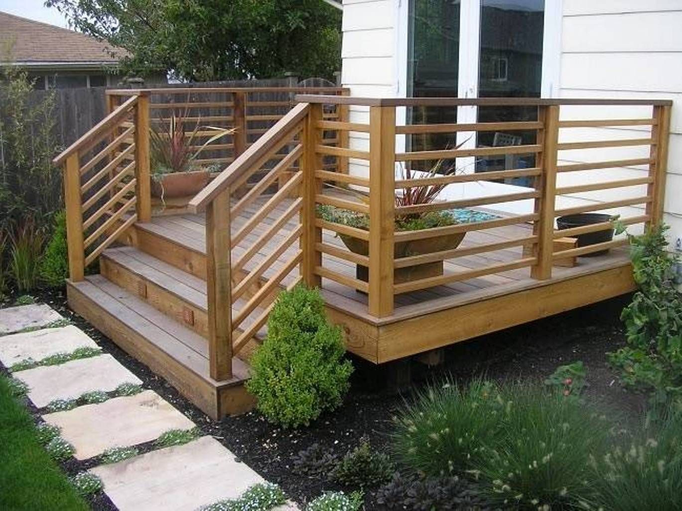 Different Types Of Wood Deck Railings