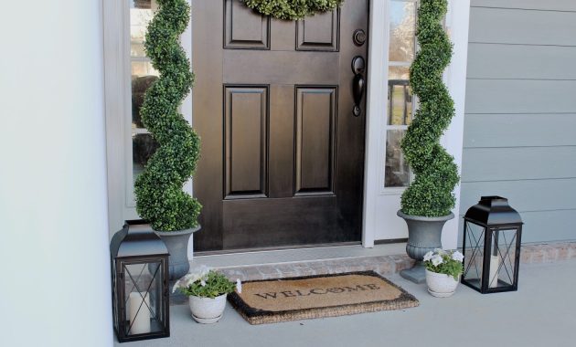 Topiary Plants For Front Porch regarding dimensions 1600 X 950