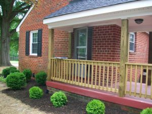 Wood Railing Designs For Porches within sizing 1024 X 768