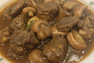 Beef Stew With Mushrooms And Gravy
